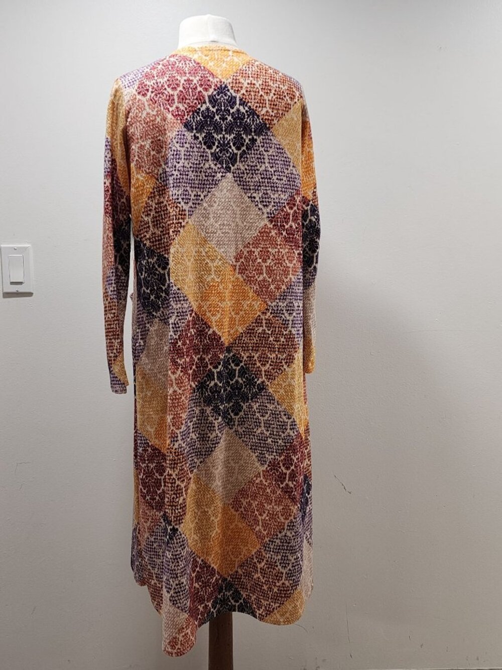 LuLaRoe Houndstooth Cardigan Multicolor Sarah Small NWT Rust Yellow Small - Picture 7 of 8